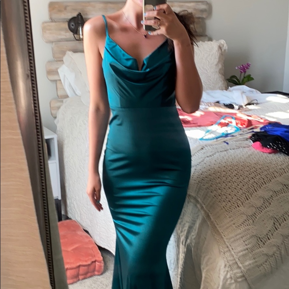 HELLO MOLLY EMERALD GREEN MERMAID GOWN